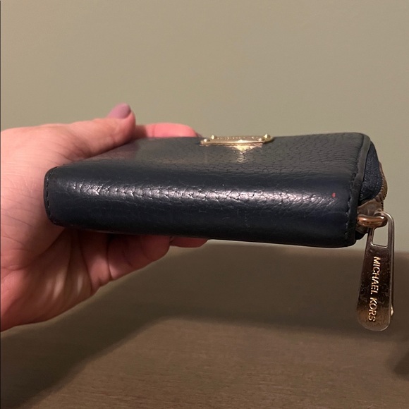 Michael Kors Dark Blue Leather Wallet - Picture 11 of 11